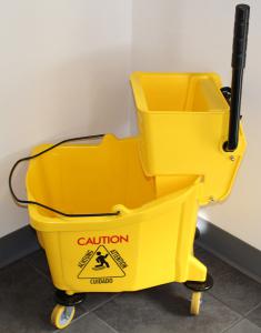 Mop Bucket with wringer